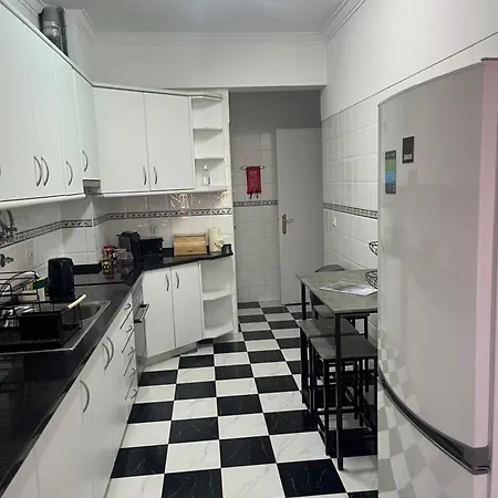 Modern 2br With Views I Near Lisbon By Livininlisboa Apartamento *