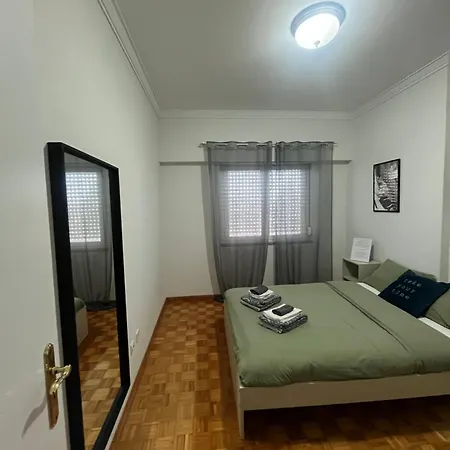 Modern 2br With Views I Near Lisbon By Livininlisboa Διαμέρισμα