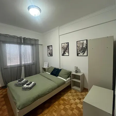Διαμέρισμα Modern 2br With Views I Near Lisbon By Livininlisboa *