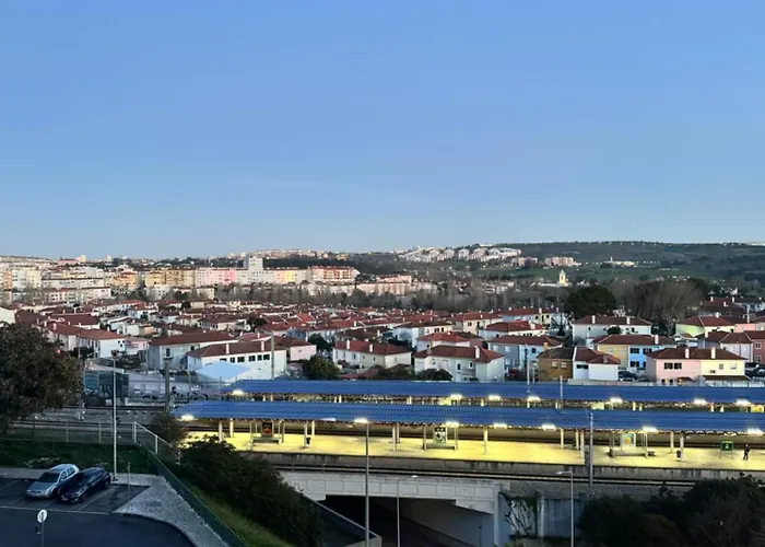Modern 2br With Views I Near Lisbon By Livininlisboa Lejlighed *